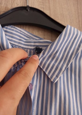 Mavi beyaz Pilili Kadın Gömlek - Görsel 2