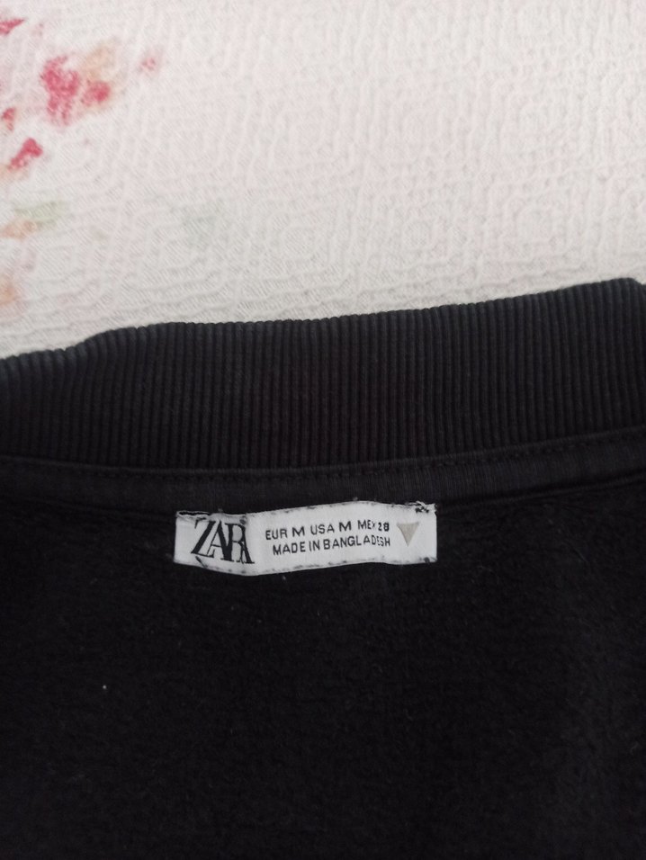 Siyah V Yaka Kolsuz Kadın süveter - Görsel 2