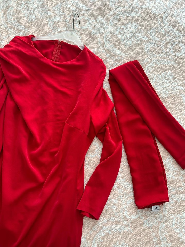 Kırmızı Uzun Kollu Kadın Elbise - Görsel 2