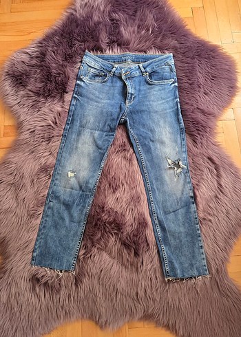 Kadın Mavi Denim Yırtık Rahat Kesim Jean
