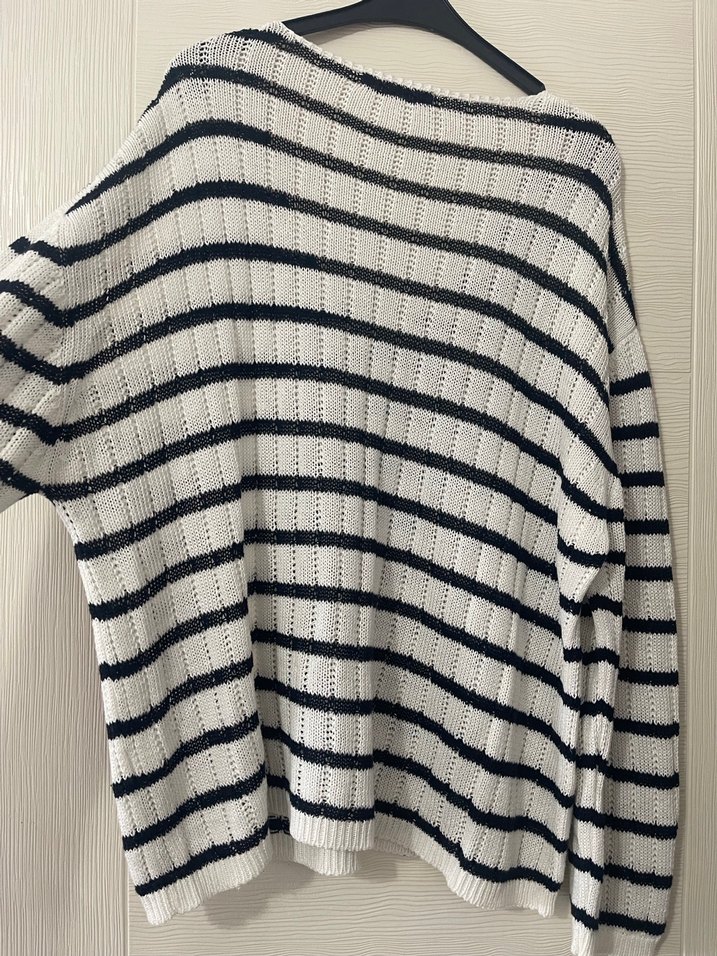 Çizgili salaş triko kazak - Görsel 2