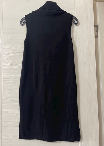 Siyah Yüksek Yakalı Kolsuz Örgü Elbise - Görsel 2