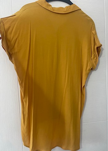Sarı V Yaka Düğmeli Midi Kadın Gömlek - Görsel 3