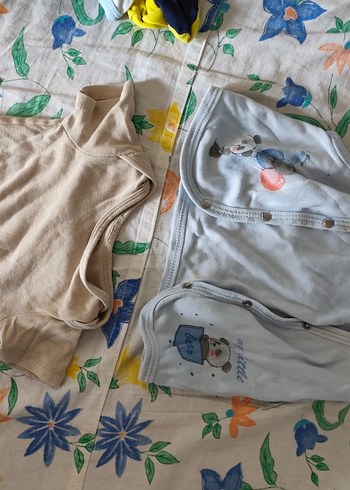 Düğmeli Kahverengi Askısız Bebek Body - Görsel 3