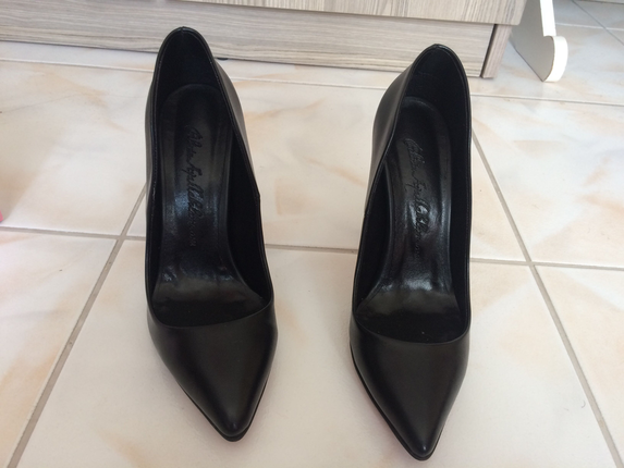 38 Beden Siyah Stiletto