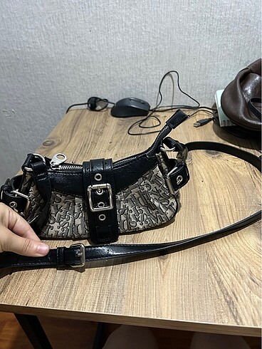 Stradivarius Stradivarius monogram çanta