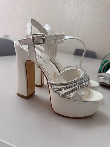 Gelin Ayakkabısı-Beyaz Platform Topuk - Görsel 6