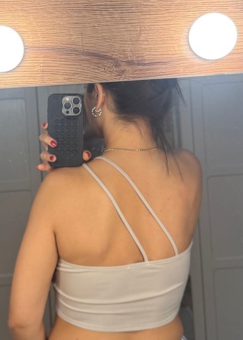 Tek Omuzlu Bej Crop Top - Görsel 2