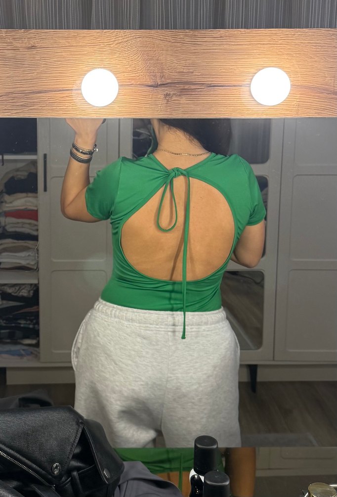 Yeşil Kadın sırt dekolteli bodysuit - Görsel 2