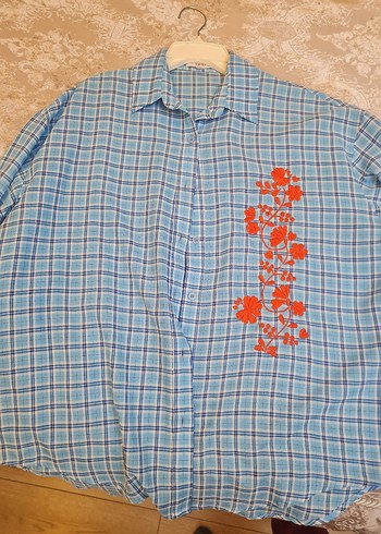 Mavi Ekoseli Nakışlı Uzun Kollu Gömlek - Görsel 2