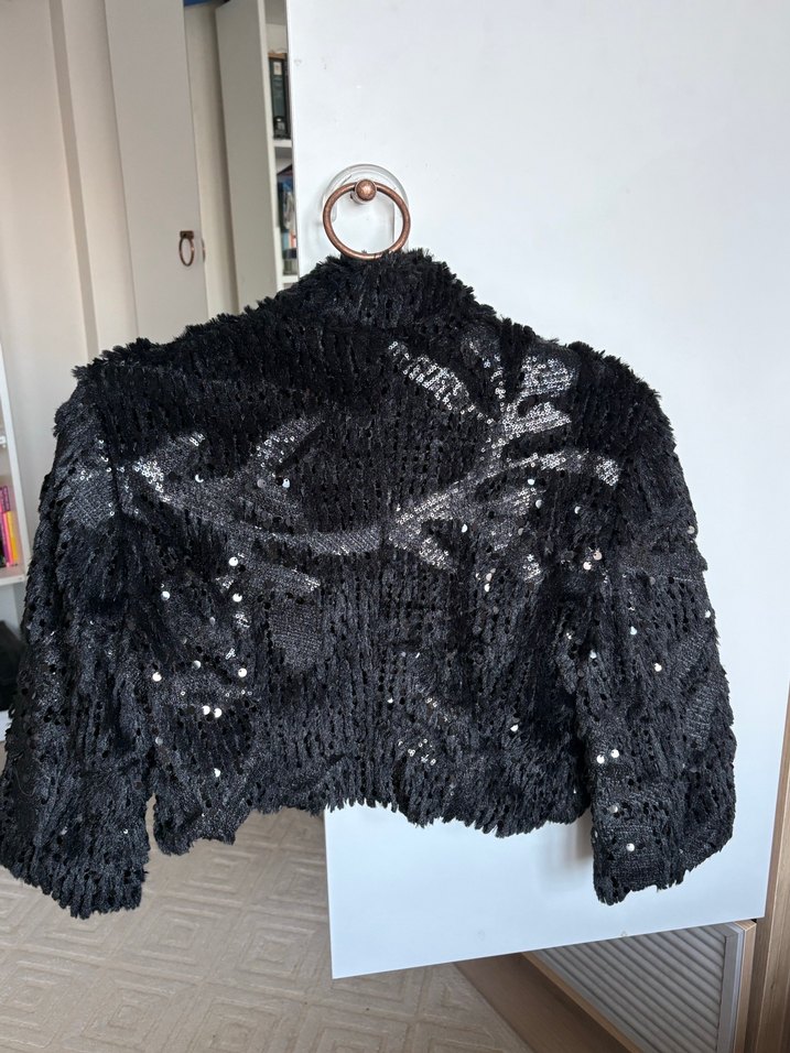 Siyah Nakışlı Kürklü Midi Kadın Ceket - Görsel 3