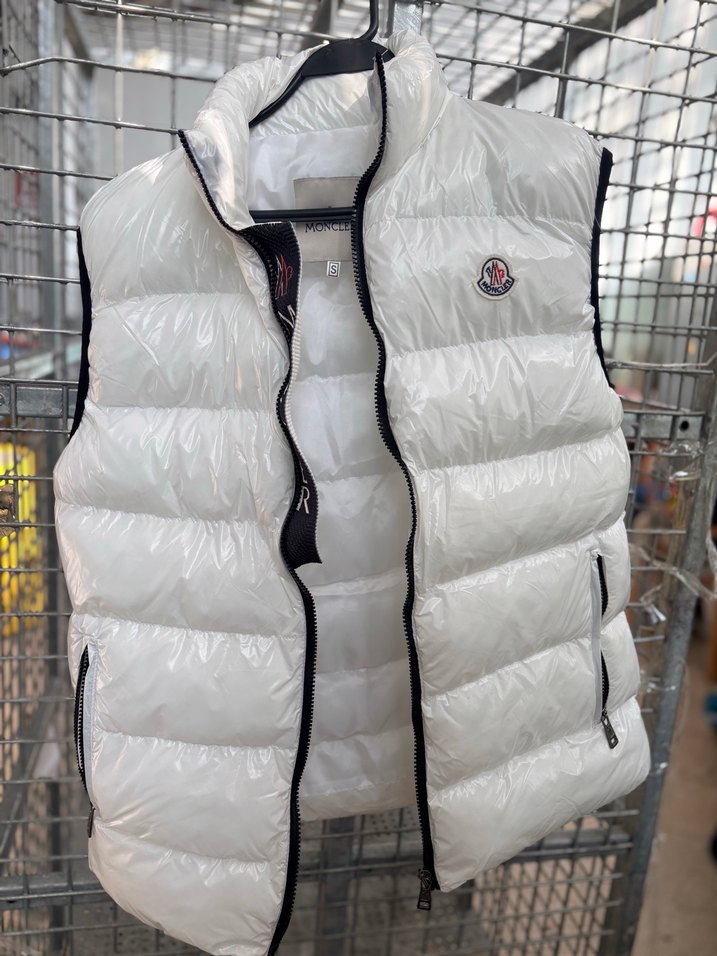 Moncleir  Beyaz Fermuarlı Erkek Şişme Yelek - Görsel 4