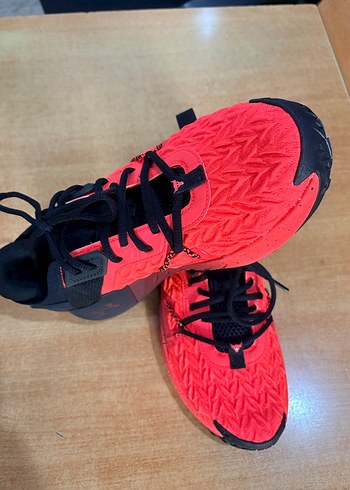 UNDERARMOUR ERKEK SPOR AYAKKABISI - Görsel 4