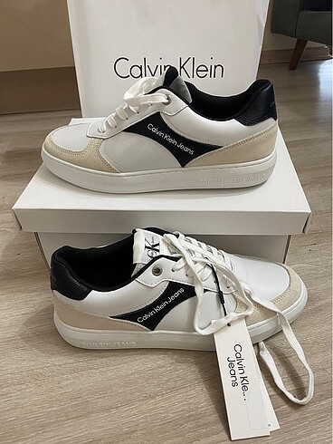 41 Beden Orjinal Calvin Klein Spor Ayakkabı