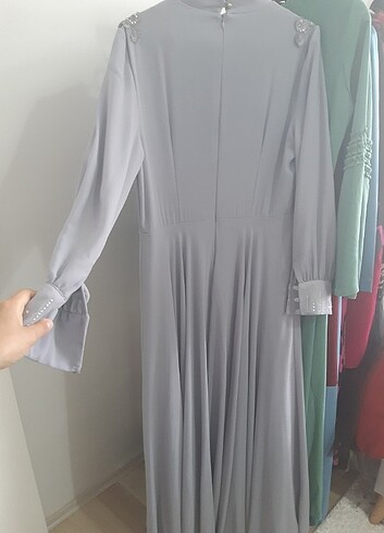Şifon gri taşlı ve dugme detaylı 42 beden abiye yepyeni - Görsel 3