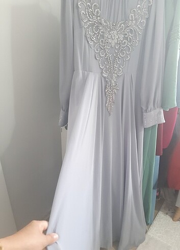 Şifon gri taşlı ve dugme detaylı 42 beden abiye yepyeni - Görsel 9