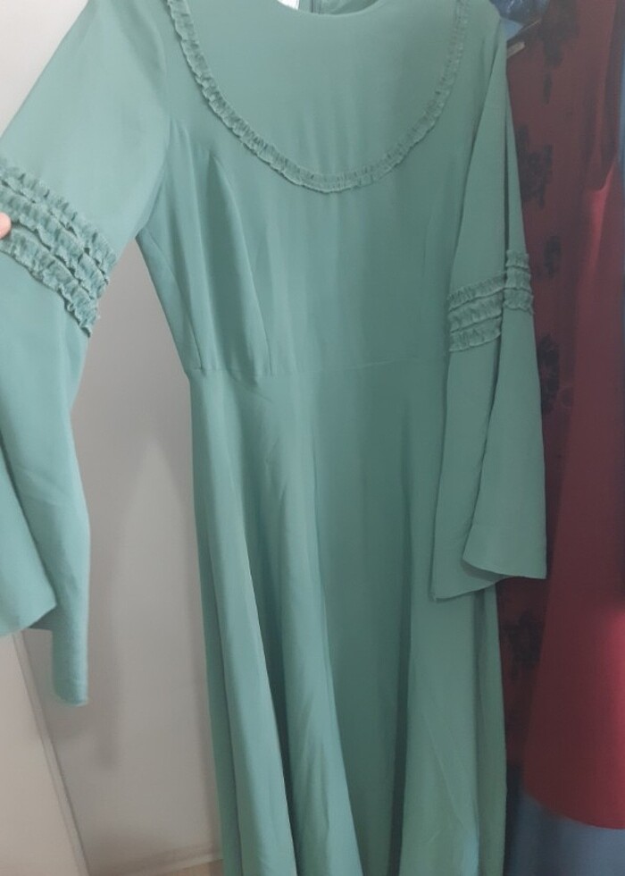 Mint yeşili abiye 36 beden kolları İspanyol astarli - Görsel 3