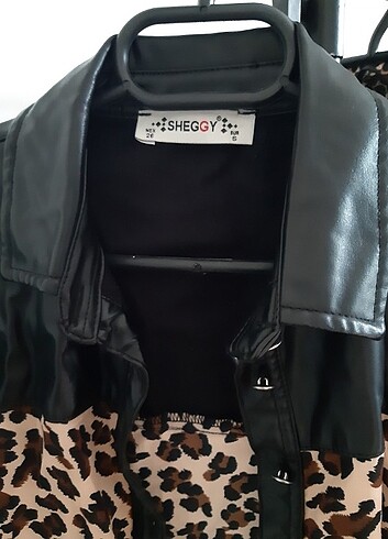 Leopar ve deri düğmeli gomlek  - Görsel 3