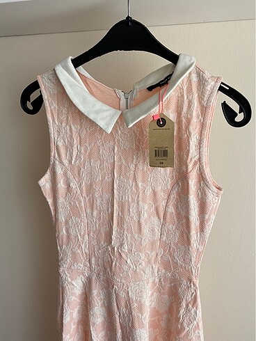 H&M Pudra pembe bebek yaka kolsuz elbise