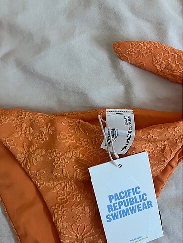 Pull and Bear turuncu bikini takımı