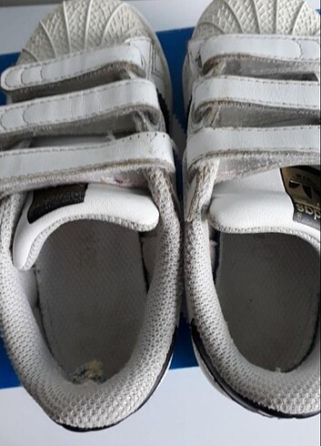 25 Beden beyaz Renk Adidas superstar cocuk ayakkabisi 25.5 numara