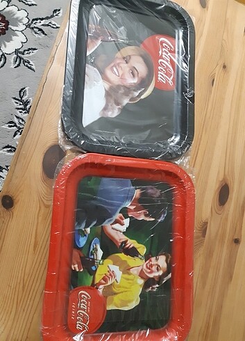  Beden Renk Cola tepsi 1 adet