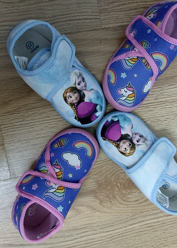 Kız Çocuk Renkli Pop Kültür Desenli Sıcak Terlik