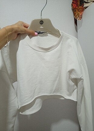 Beyaz Kısa Crop Sweatshirth