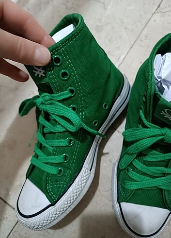36 Beden yeşil Renk Benetton yeşil renk ayakkabı