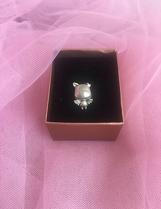 Beden Pandora Charm