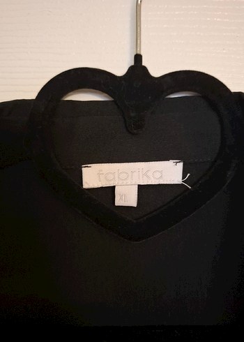 Siyah Düğmeli Kadın Gömlek omuzlar tül beden L uyumlu - Görsel 2