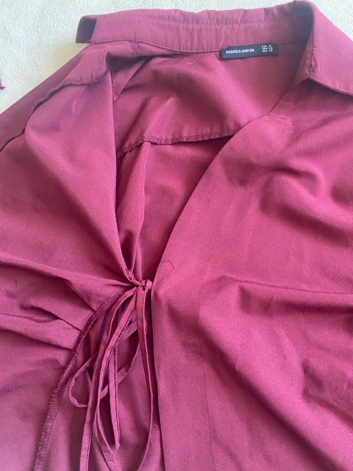 Bordo Düğmeli Kadın Bluz - Görsel 3