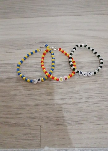 Renkli Boncuklu Kadın Bileklik Seti tek bir tanesinin fiyatı
