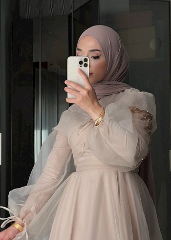 36 Beden ten rengi Renk Şeffaf Detaylı Bej Uzun Abiye Elbise