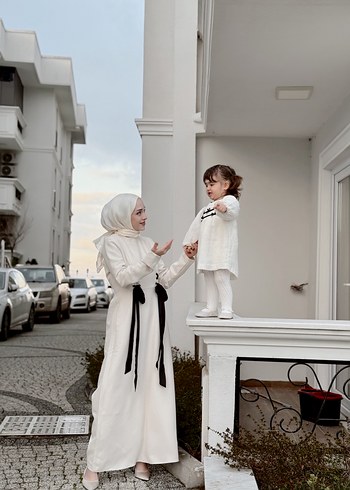 Trendyol & Milla Pamuklu Uzun Kollu Beyaz Elbise