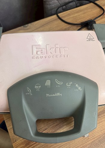 Beden Renk Fakir Tost Makinesi