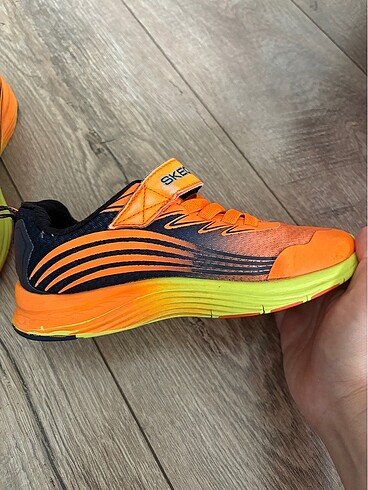 31 Beden Skechers ayakkabı