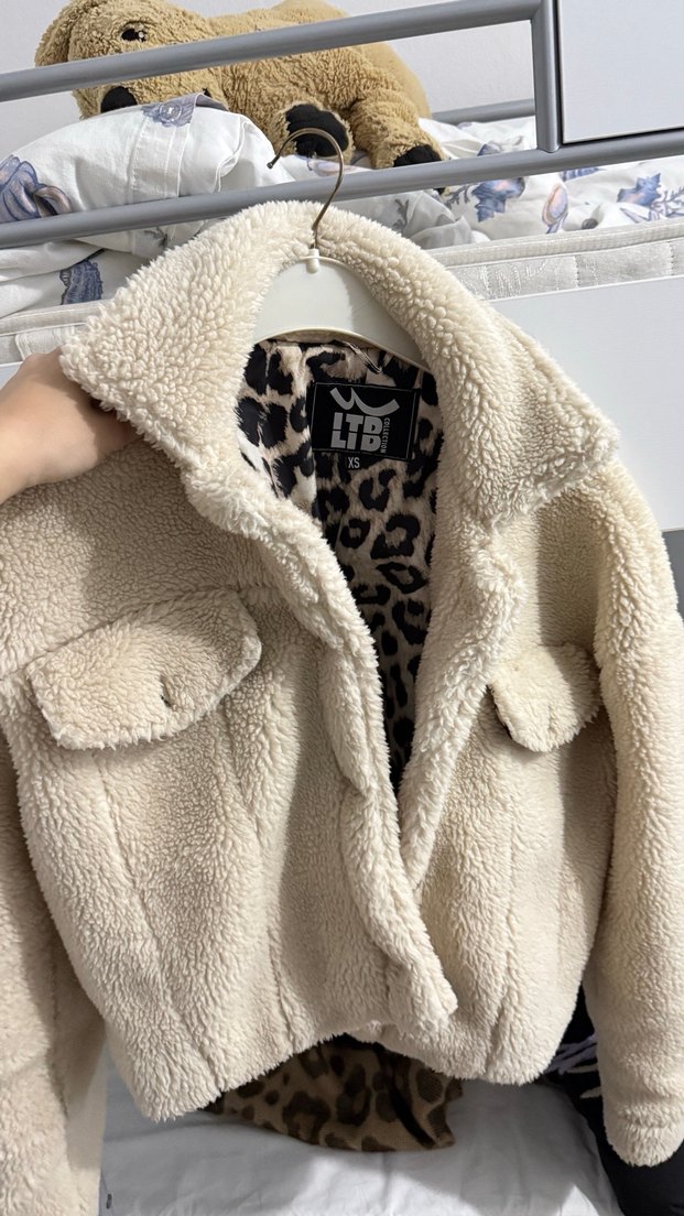 içi Leopar Desenli Bej Peluş Ceket LTB - Görsel 3