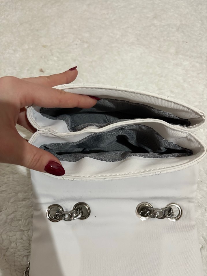 Beyaz Zincir Detaylı Deri Kadın Çanta - Görsel 2