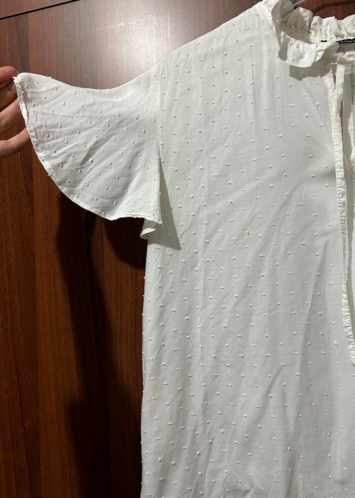 Beyaz gömlek - Görsel 3