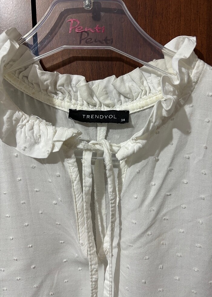 Beyaz gömlek - Görsel 2