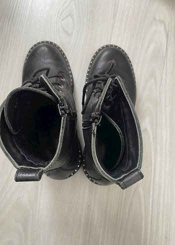 39 Beden siyah Renk Tokalı Siyah Deri Kadın Dolgu Topuk Bot