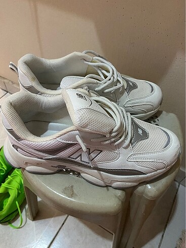 New balance ithal