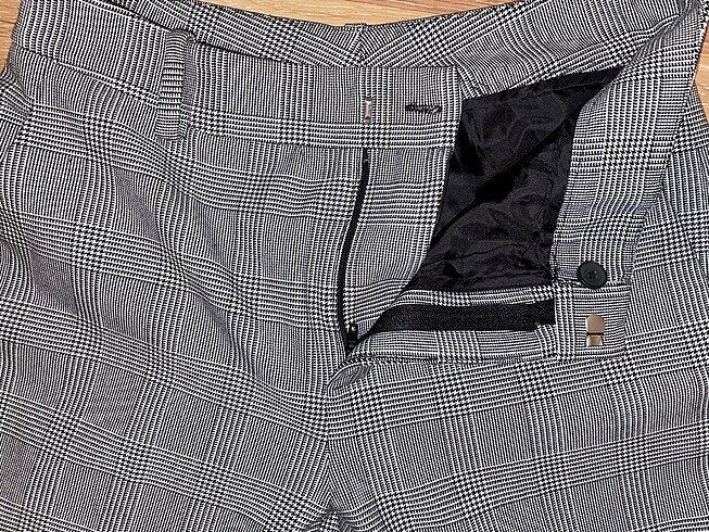 Zara paça detaylı kumaş pantolon