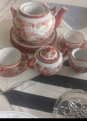 Porselen çay tk.
