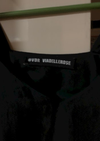Diğer Siyah V Yakalı VDR