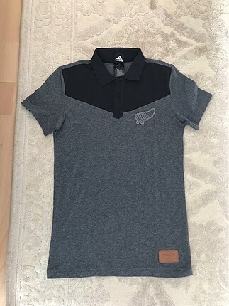 Adidas tshirt