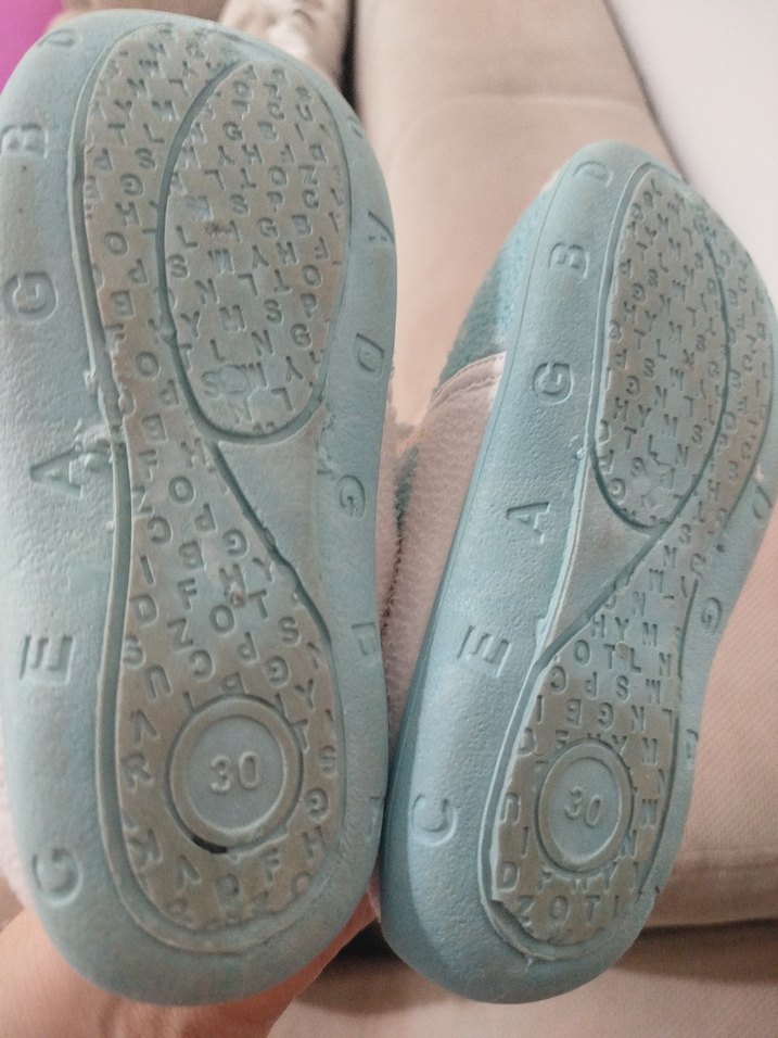 Erkek Çocuk Renkli Baskılı Sıcak Terlik - Görsel 4