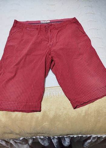 Kırmızı Parlak Düğmeli Erkek Mini Şort - Görsel 2