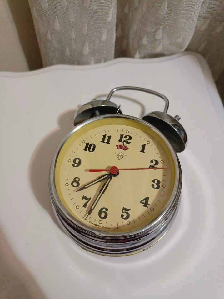  Nostaljik SHANGHAI Kurmalı Çift Zilli Alarm Saat - Görsel 2